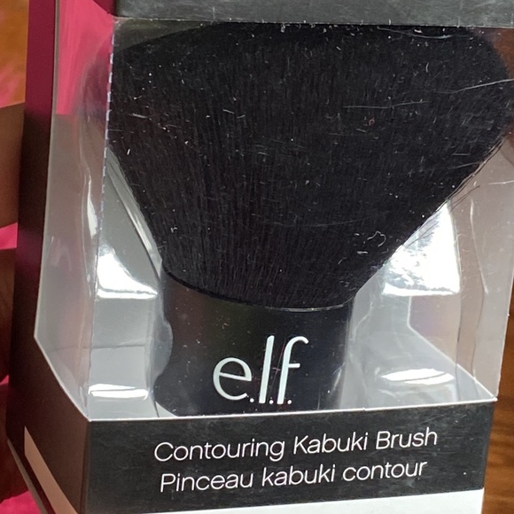 e.l.f. Brush and Cleaner - Picture 2 of 6